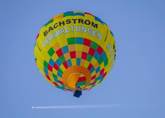 hot air balloon in blue sky