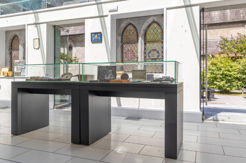 birr library gallery space