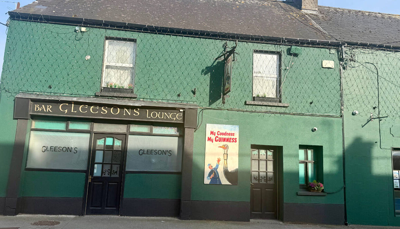 gleesons pub frontage