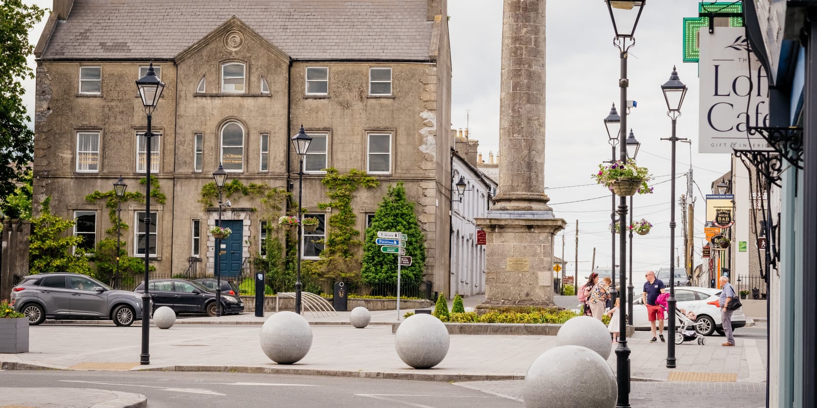 Birr Fan Trail Header Image Birr Emmet Square Cumberland Column Stone Sphere Bollards