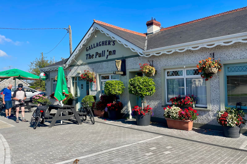 Gallaghers The Pull Inn Pub Exterior Flower Displays pajiga