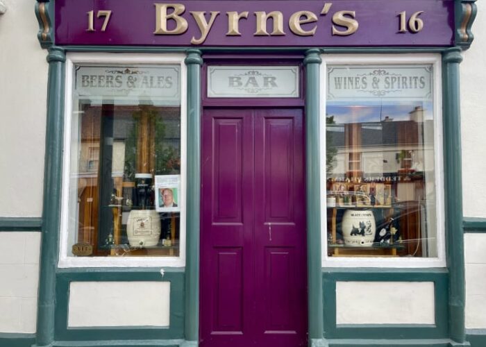 Traditional purple storefront of Byrnes Bar exterior z0zbbo