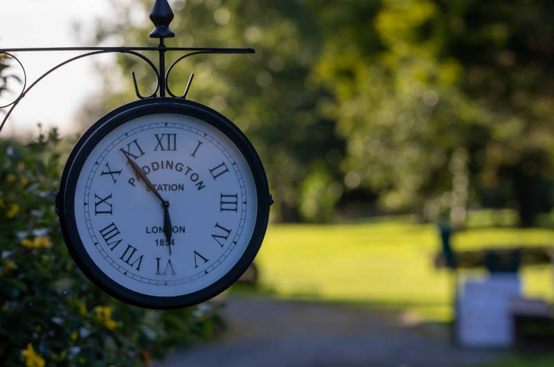 edenderry golf clock with paddington station markings