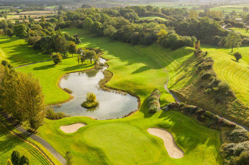 esker golf ariel view of water hazard