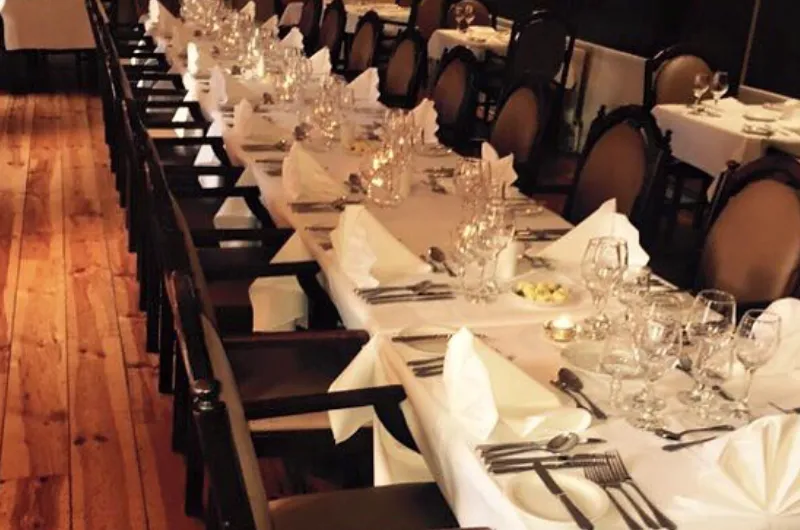 set dinning tabels