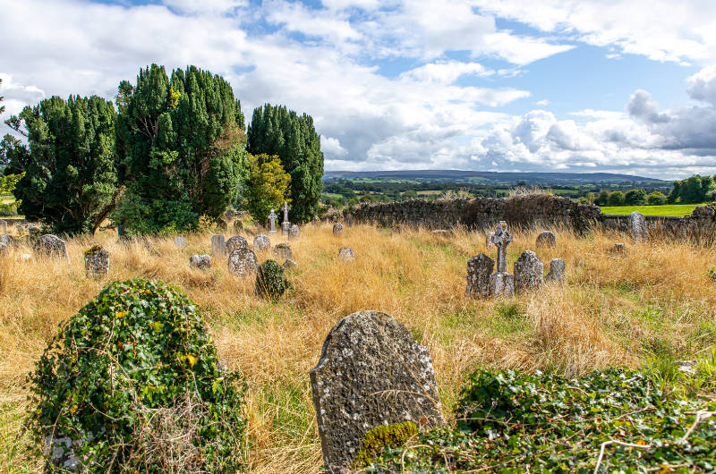 sier old church graveyard