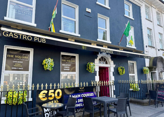 the phoenix pub