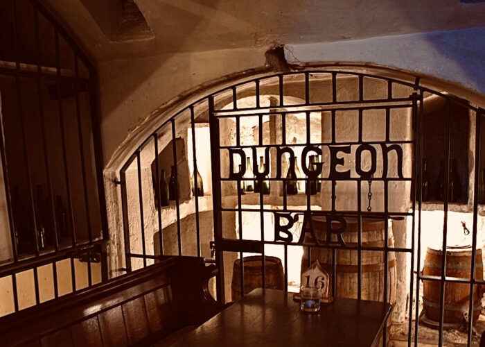 dungeon bar header