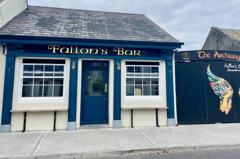 fallons bar frontage