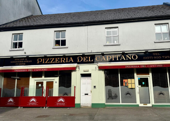 pizzariea del capitano front
