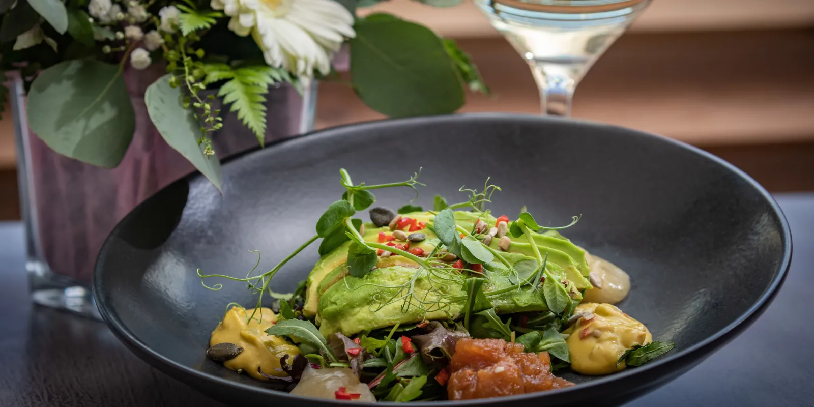header eat and drink meal on dark plate